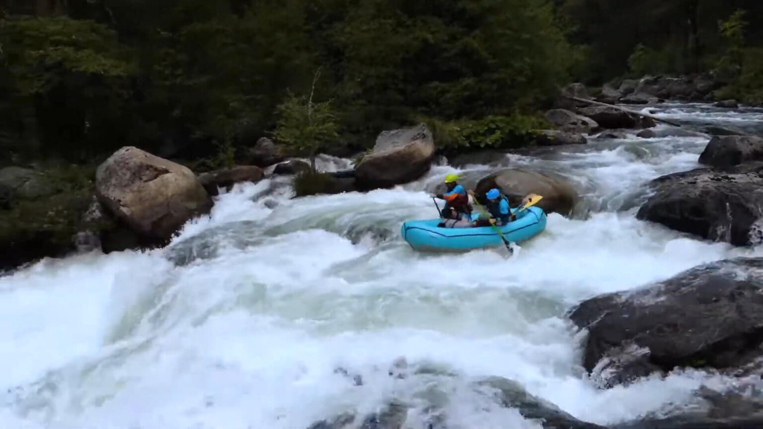 Complete Guide to R2 Rafting - Tips, Techniques, and Safety - Caribou ...